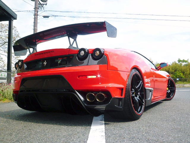 Super Veloce Racing toont bodykit voor Ferrari F430