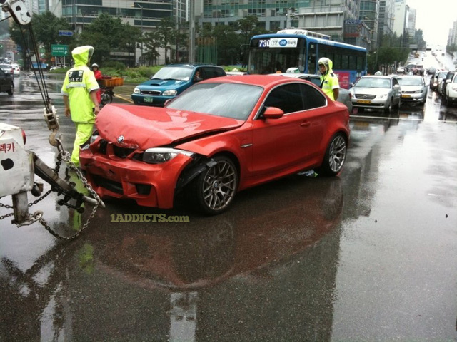 Eerst geleverde BMW 1 Serie M Coupe in Zuid-Korea crasht 