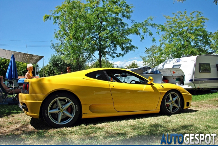 Spot van de dag: Ferrari 360 Modena