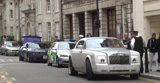 Filmpje: politie wordt moe van Arabieren in Londen