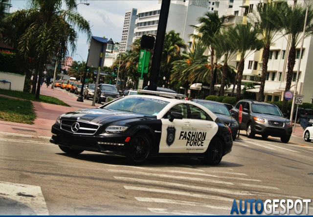 Gespot: Mercedes-Benz CLS 63 AMG Fashion Force
