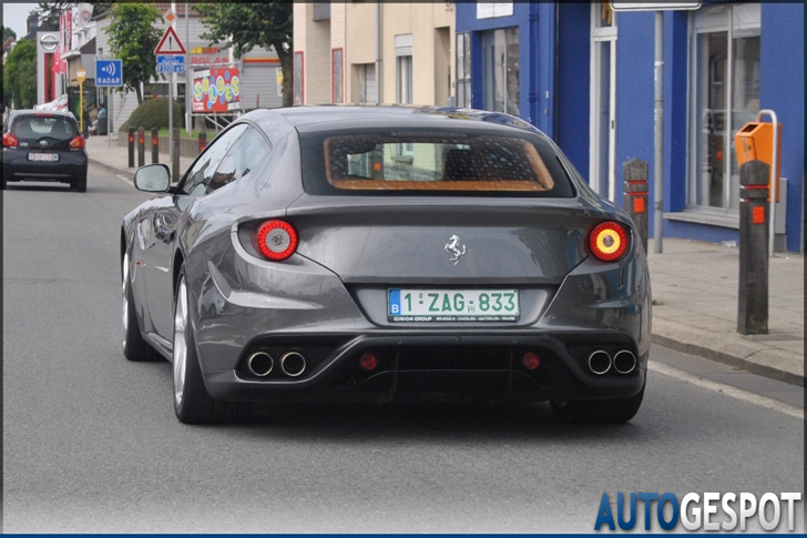 Topspot: Ferrari FF in Waterloo