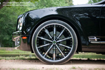 Size does matter: Bentley Mulsanne op 24 inch velgen