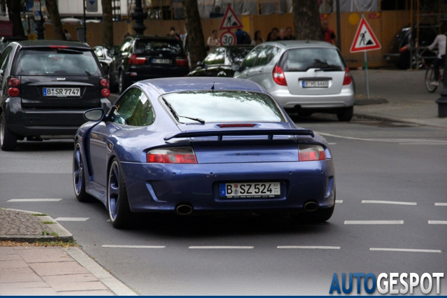 Gespot: Porsche 996 Techart Widebody