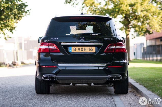 Spot van de dag: prachtig vastgelegde Mercedes-Benz ML 63 AMG W166