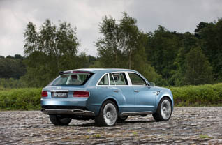 Neue Bilder: Bentley EXP 9 F Concept