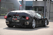 Ferrari Enzo successor spotted with less camouflage!