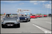 Une Ferrari 275 GTB accompagnée d'autres classiques