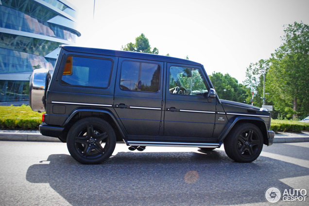 Matzwarte Mercedes-Benz G 63 AMG primeur voor Autogespot