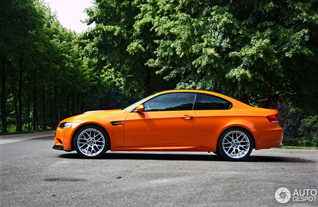 Report: BMW M3 in the Feuer Orange