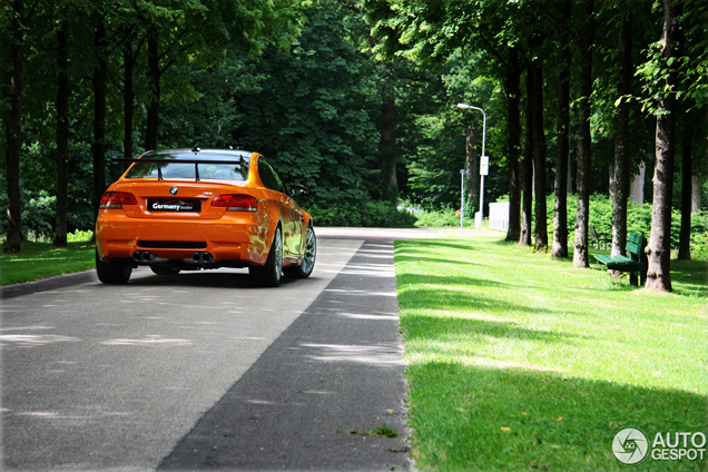Report: BMW M3 in the Feuer Orange