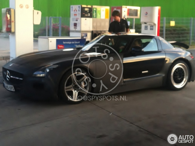 Spyspot: Mercedes-Benz SLC Mule