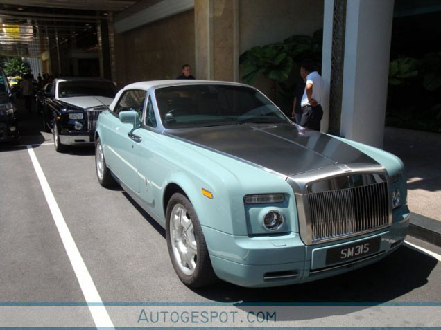 Alle kleuren van de regenboog: Rolls-Royce Phantom Drophead Coupé 