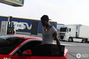 "Super" Mario Balotelli w Ferrari F12berlinetta!