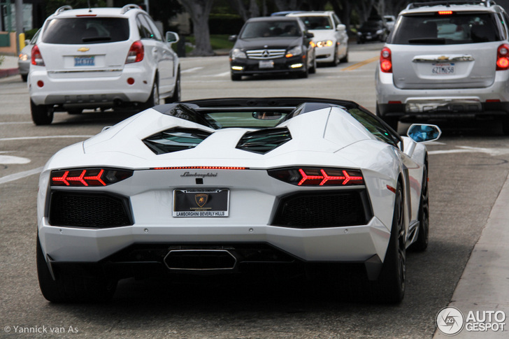 Eerste badboys gespot met een Lamborghini Aventador Roadster