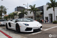 Premiers badboys au volant d'une Lamborghini Aventador Roadster