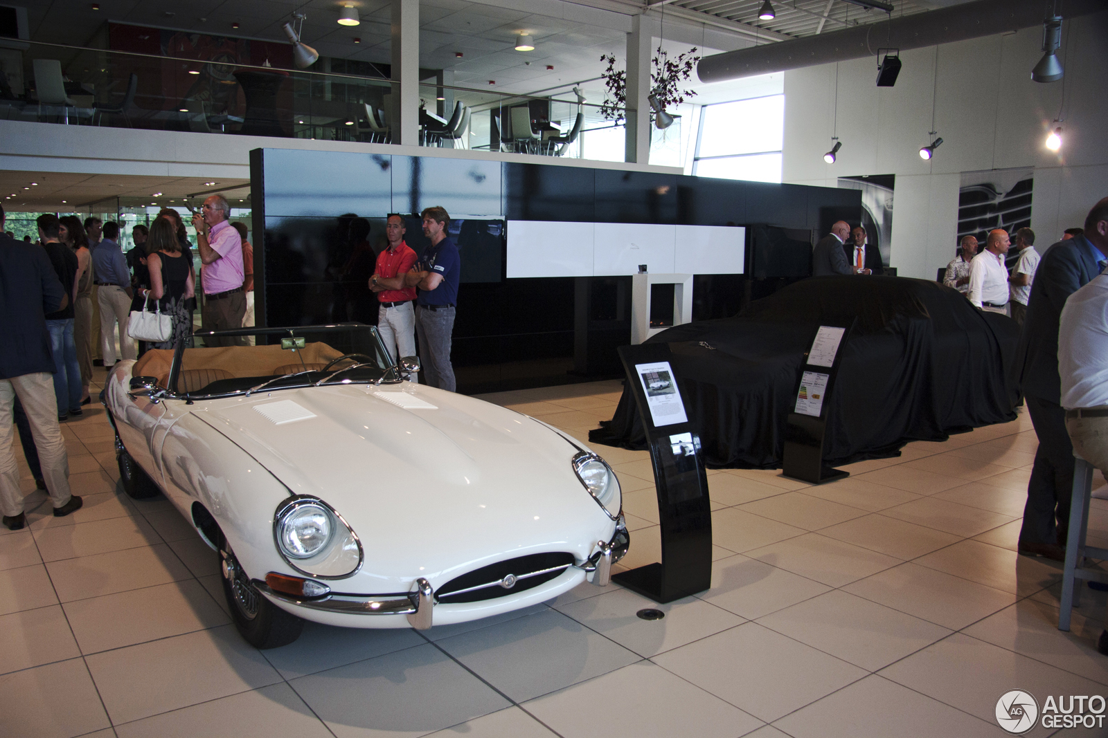 Munsterhuis Sportscars introduceert Maserati Ghibli & Jaguar F-Type