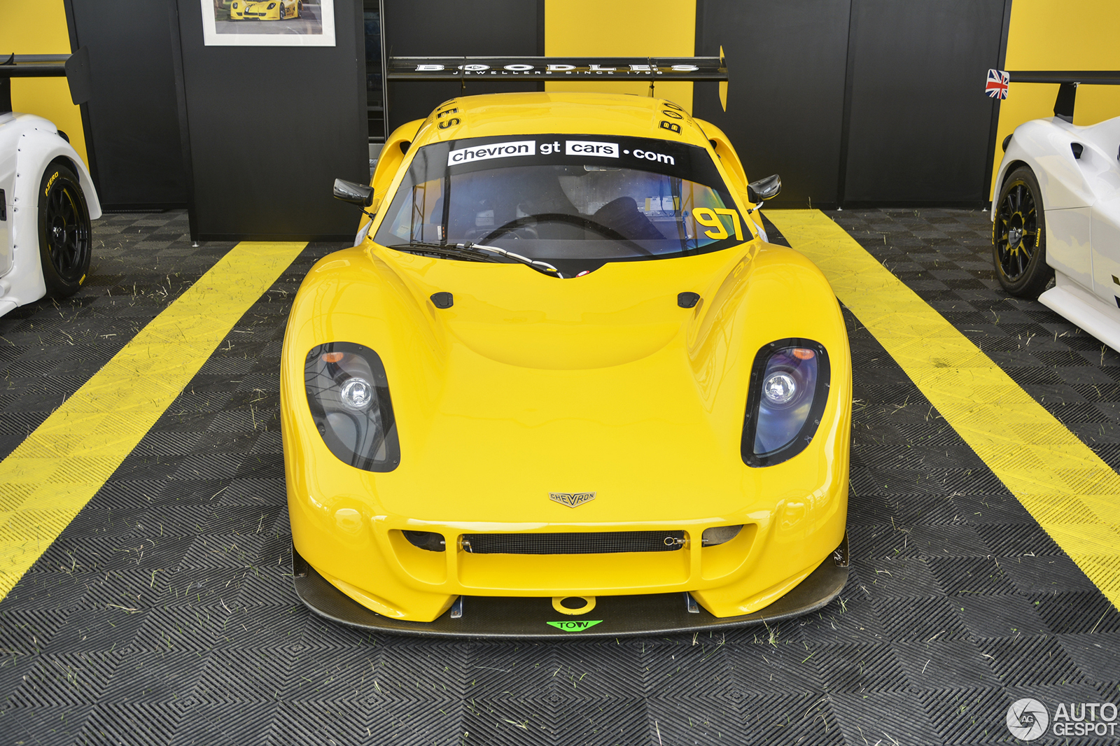 Goodwood 2013: de raceauto's van Chevron