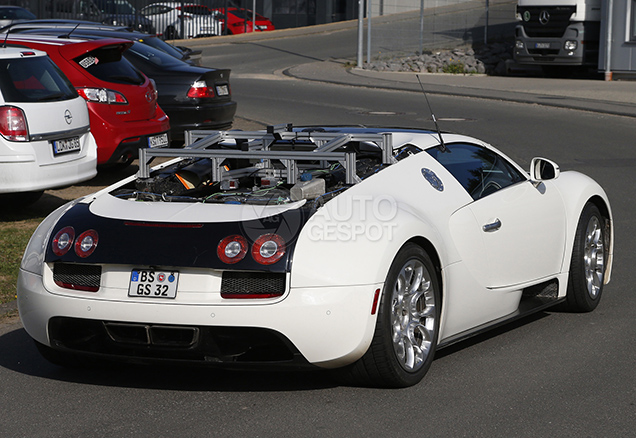 Nieuwe Bugatti komt in 2016 
