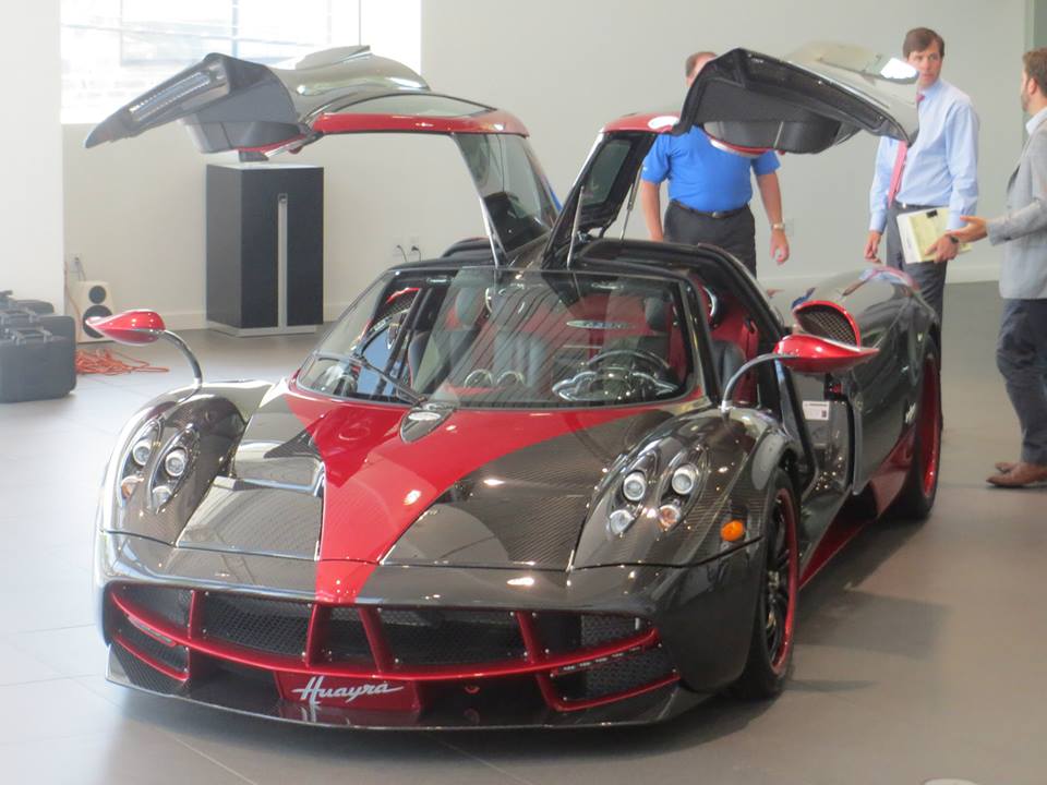 Bijzondere Pagani Huayra afgeleverd in de Verenigde Staten 