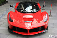 First LaFerrari spotted in China