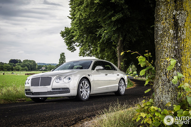 Spot van de dag: Bentley Flying Spur