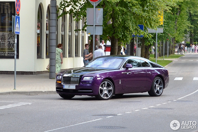 Fraaie Rolls-Royce Wraith gespot in Jūrmala