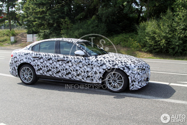 Spyshots: Alfa Romeo Giulia QV