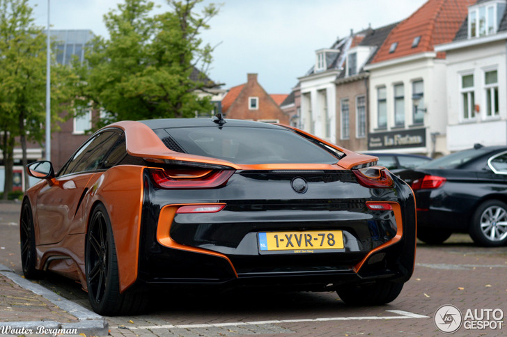 Spot van de dag: BMW i8 in het oranje