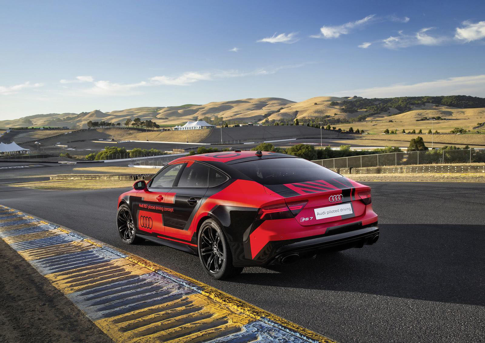 Audi RS7 Piloted driving concept flink afgevallen
