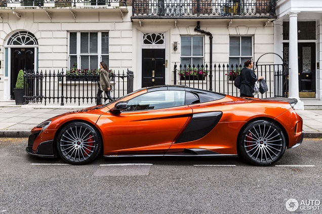 Uitkijken: McLaren 675LT Spider