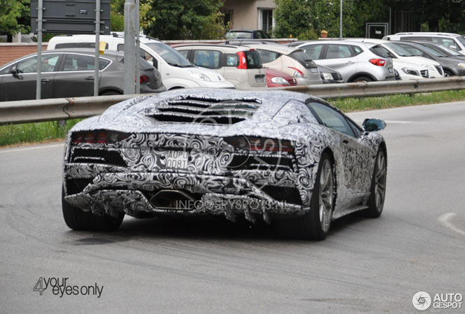 Spyshots: facelift Lamborghini Aventador