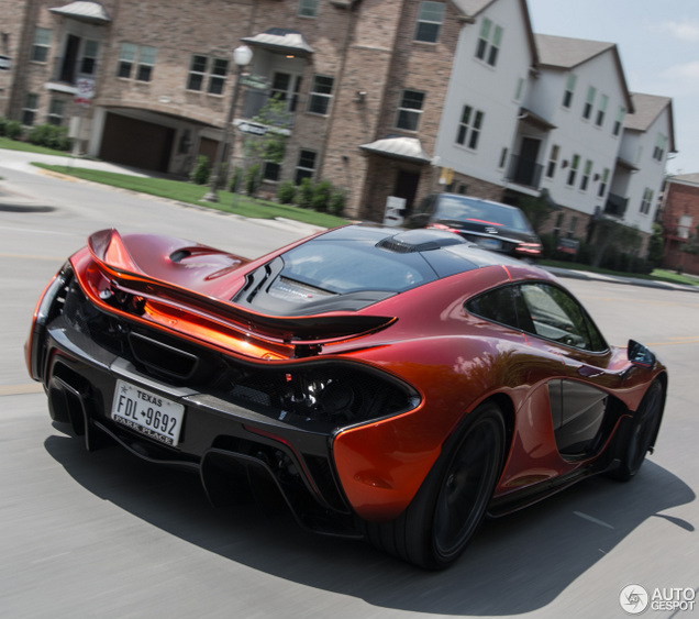 McLaren P1 in Volcano Orange blijft een pareltje