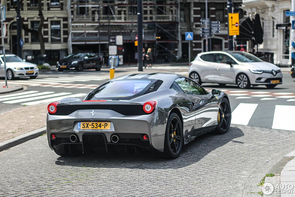 荷兰新添艳丽法拉利 458 Speciale