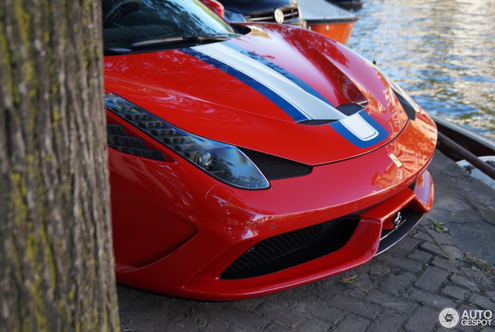 Spot van de dag: Ferrari 458 Speciale A!