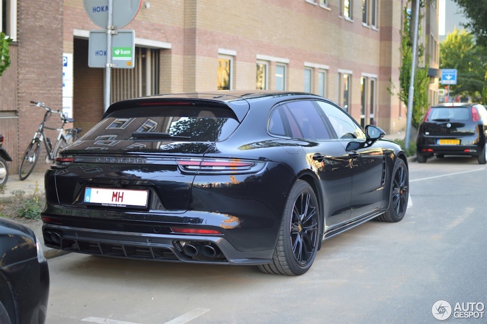 Spot van de dag: Porsche Panamera Sport Turismo met Mansory upgrades!