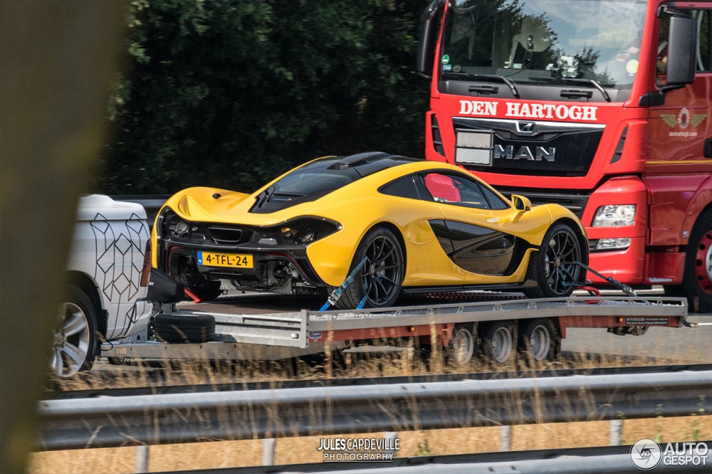 Spot van de dag: McLaren P1 op trailer