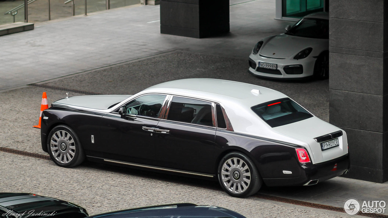 Rolls-Royce Phantom VIII EWB is knap vormgegeven