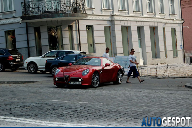 Topspot: Alfa Romeo 8C Competizione in Kiev
