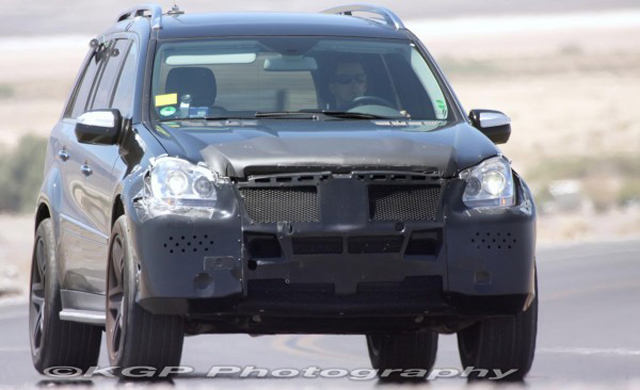 Spyshots: Mercedes-Benz GL 63 AMG?