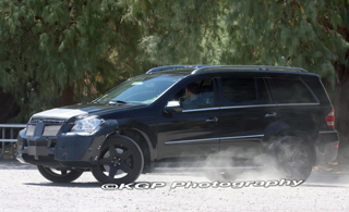 Spyshots: Mercedes-Benz GL 63 AMG?