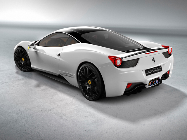 Oakley Design voltooit Ferrari 458 Italia
