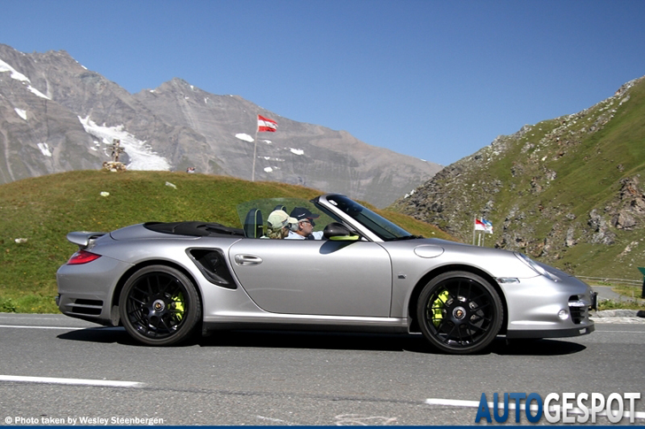 Spot van de dag: Porsche 997 Turbo S Cabriolet 918 Spyder Edition