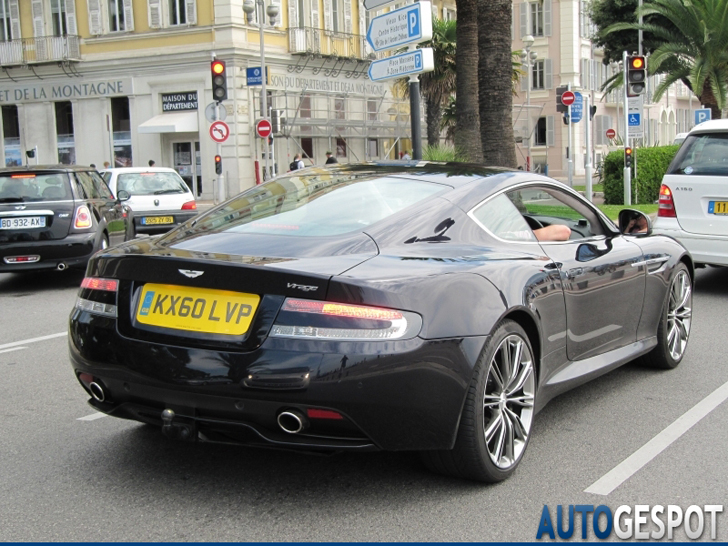 Strange sighting: Aston Martin Virage met trekhaak