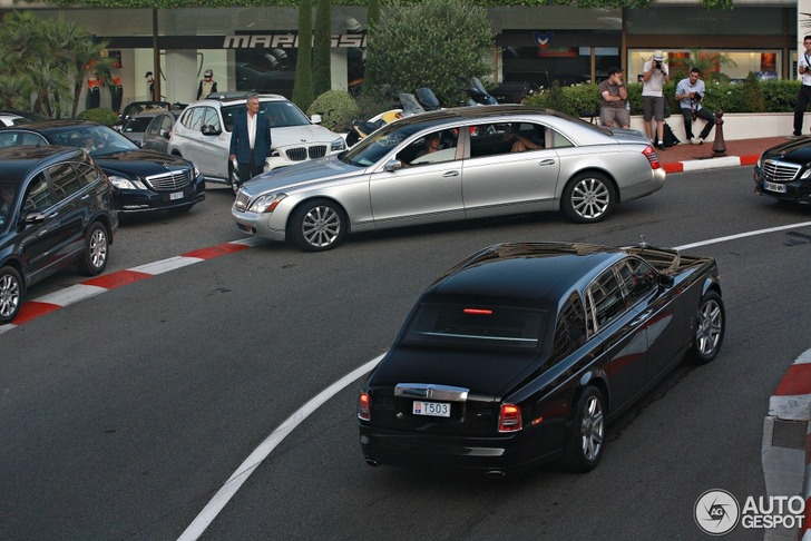 Maybach 62S laat z'n lengte goed zien in Monaco