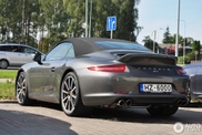 This looks great: Porsche 991 Carrera S with ducktail