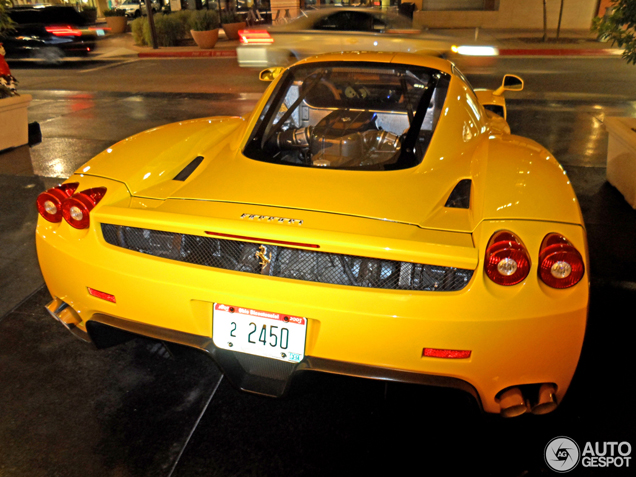 Sexy en jaune, cette Ferrari Enzo Ferrari