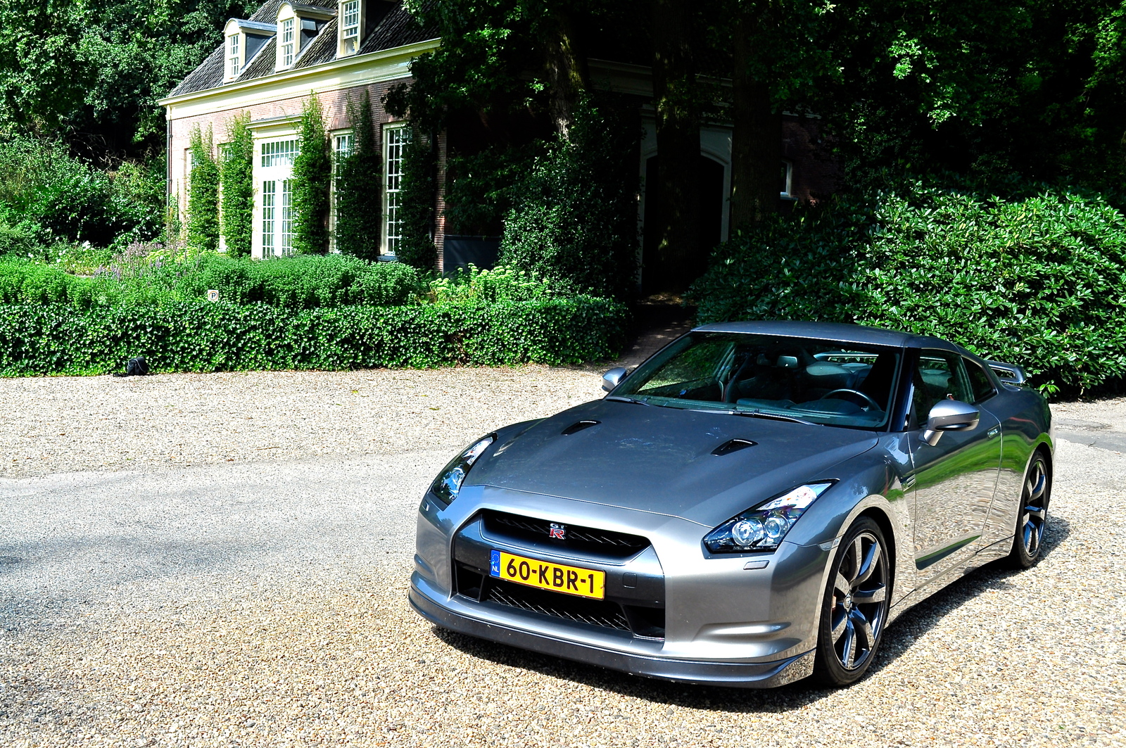 Fotoshoot: Nissan GT-R in natuurlijke omgeving!