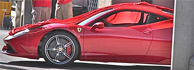 First live pictures of the Ferrari 458 Speciale!
