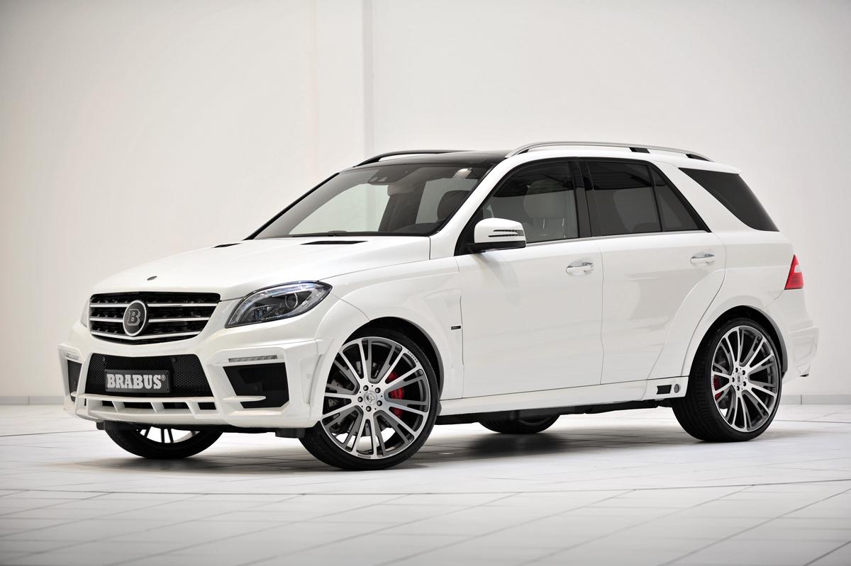 Brabus stampt 700 pk in twee SUV's!